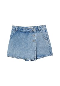 Shorts in denim di un blu chiaro con un design a campana, dotati di chiusura frontale con bottone, due tasche laterali e orlo sfilacciato.