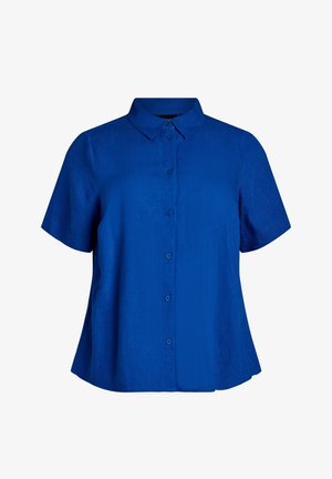 Blaues kurzärmeliges Hemd mit Knöpfen und Kragen, flach auf weißem Hintergrund präsentiert.