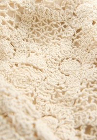 Next REGULAR FIT - Bomber tipa jaka - white ecru