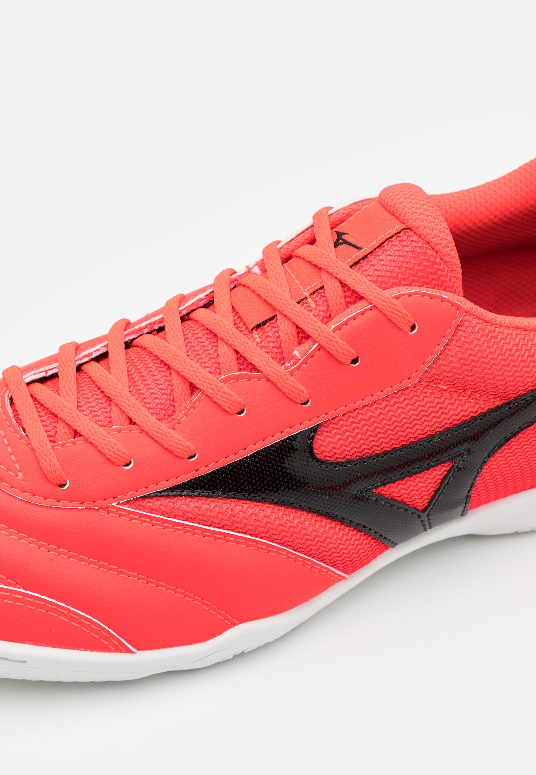 mizuno rebula sala club in