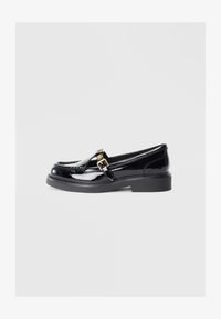 Valittu, black