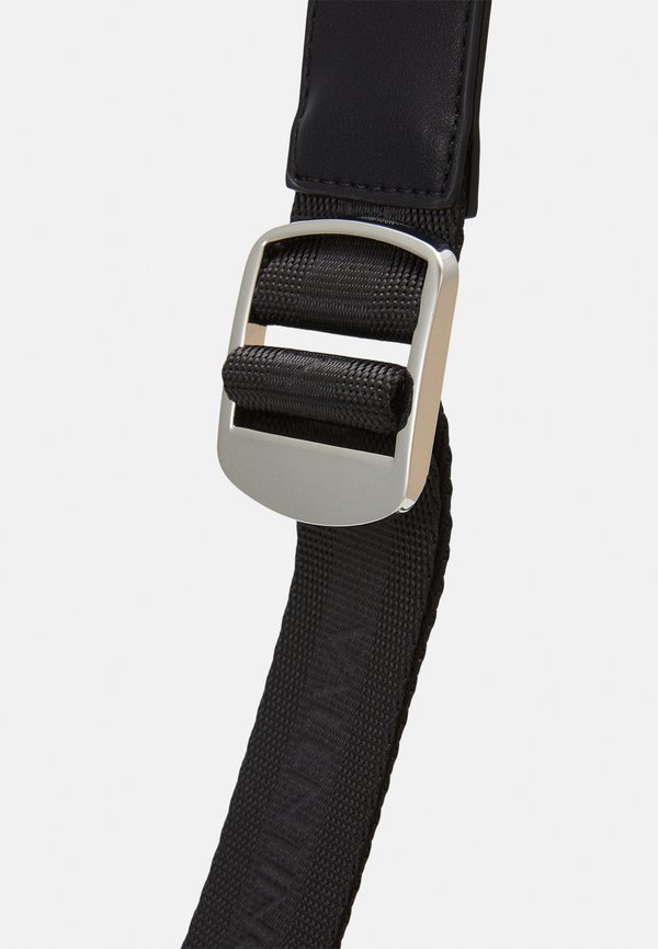 DRY - Cross body bag - nero3