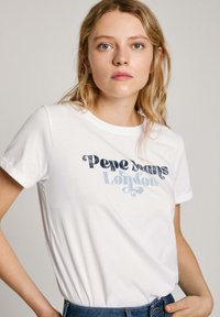 Pepe Jeans Trükipildiga T-särk - white