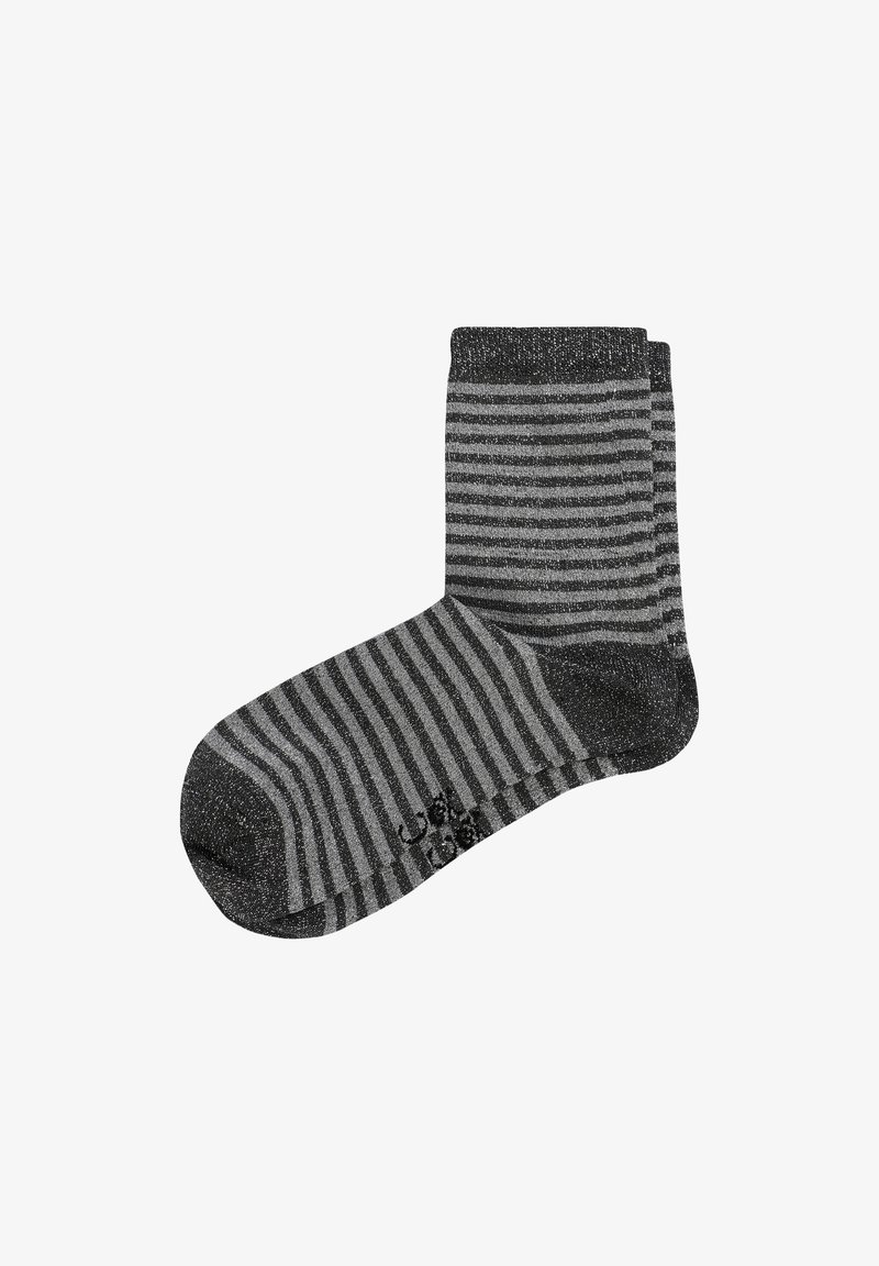 Chaussettes rayées en noir et gris avec une texture pailletée. Présentent des rayures horizontales contrastées et un orteil de couleur unie.