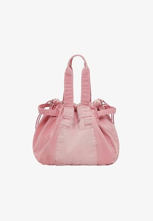 Rosa Denim-Shopper mit gerafftem oberen Teil, kurzen Griffen und einer Seitentasche. Weiche Textur mit subtiler, tonal abgestimmter Markenkennzeichnung an der Seite.
