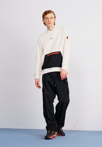 Thumbnail Image 2