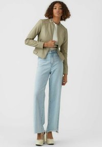 Vero Moda VMLOVE LAVINE SHORT COATED  - Giacca in similpelle - laurel oak