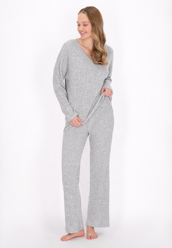 SET - Nachtwäsche Set