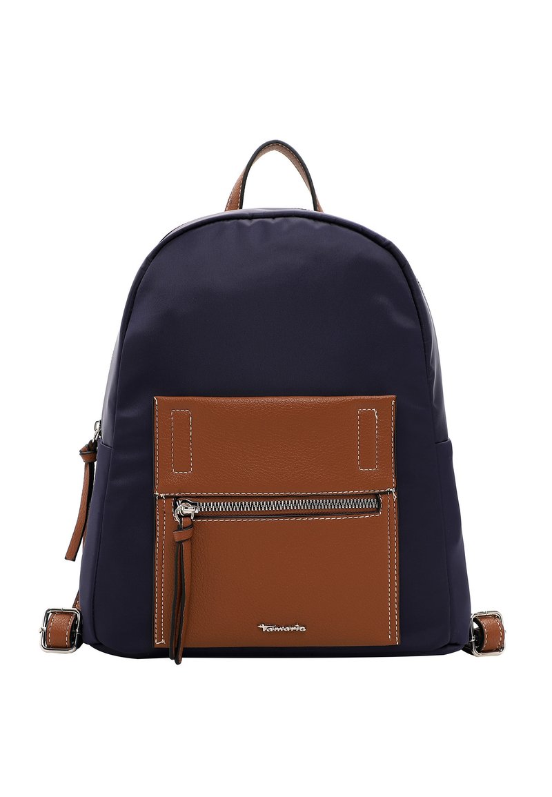 Marineblauer Nylon-Rucksack mit einer braunen Lederfronttasche, silbernem Reißverschluss und beigefarbenen Akzenten. Verfügt über einen oberen Griff und verstellbare Träger.