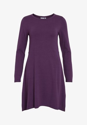 Lilla langærmet kjole med rund halsudskæring, tætsiddende overdel og en flagrende skirt. Lavet af blødt stof, med en glat tekstur.