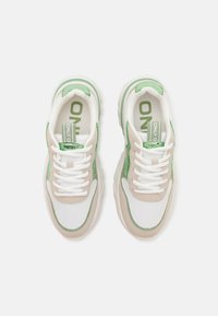 ONLY SHOES ONLSUFI CHUNKY - Trainers - white/grey/green