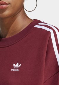 adidas Originals OVERSIZED - Mikina - shadow red