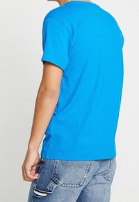 Tommy Jeans Jednoduché tričko - royal blue