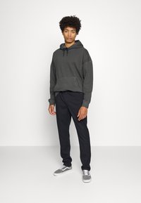 Only & Sons ONSRON LIFE  - Sweatshirt com capuz - black