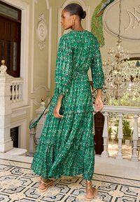Love & Roses PRINTED V NECKTIE CUFF MIDI  PETITE  - Velika haljina - green floral