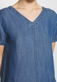 Esprit Jeansklänning - blue