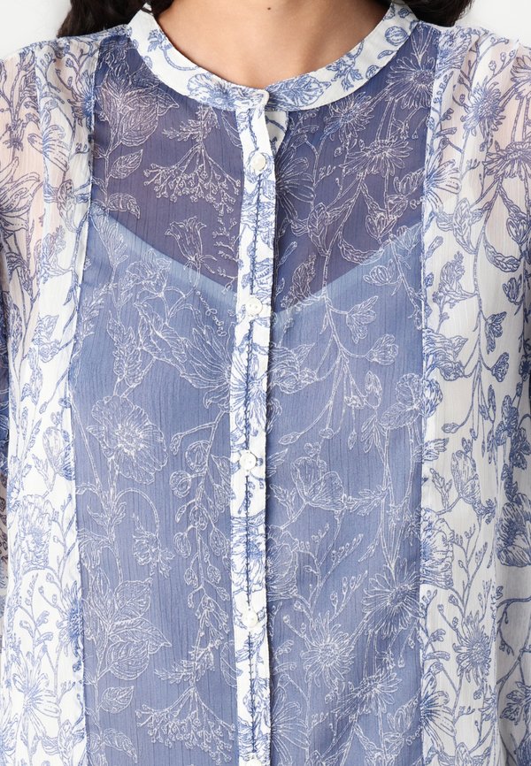 DIANA - Button-down blouse3