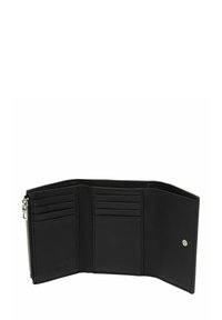 Czarny skórzany portfel z wieloma miejscami na karty, zamkiem błyskawicznym i zatrzaskiem. Gładka tekstura i minimalistyczny design z wytłoczonym logo.