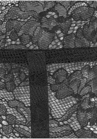 LASCANA Prisegamų kojinių diržai - black