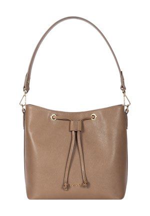 Sac à main en cuir taupe avec une seule anse, oeillets dorés et un détail à cordon frontal sur un fond uni.