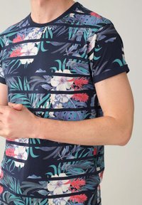 Deeluxe Original CARIBBEAN - Triko s potiskem - navy