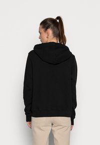 Tommy Hilfiger REGULAR FEATHER PRINT HOODIE - Camisola - black