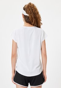 Koton Camiseta básica - white