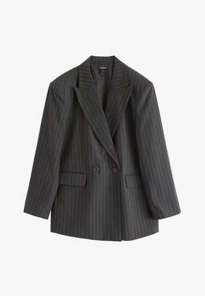 Mørkegrå stribet dobbeltradet blazer med slagkrave, to forlommer og glat stofstruktur. Knapperne er på fronten.