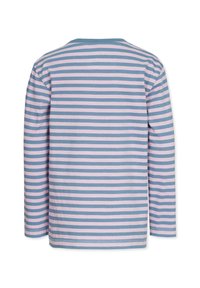 Pitkähihaisen paidan materiaali on pehmeä, ja siinä on vaaleanpunaista ja sinistä vaakaraitaa. Pyöreä kaula-aukko ja suora helma ilman koristeita.