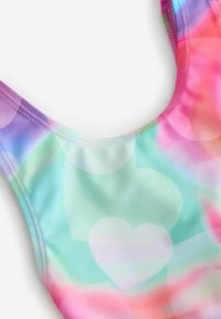Next REGULAR FIT - Uimapuku - heart tie dye