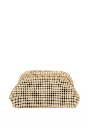 Gouden metallic mesh clutchbag met een afgeronde bovenkant, een gestructureerd oppervlak en een licht gestructureerde vorm. Bevat een sluiting met een kliksysteem en geen zichtbare hardware.