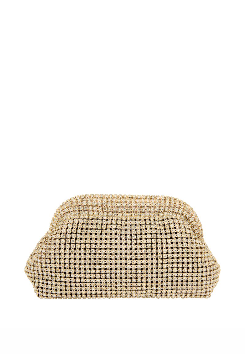 Geantă clutch din plasă metalică aurie, cu un vârf rotunjit, suprafață texturată și o formă ușor structurată. Dispune de un închizător tip clapă și nu are hardware vizibil.