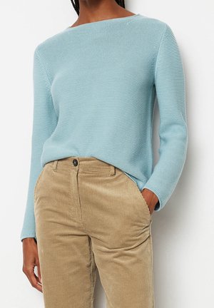 Sweter