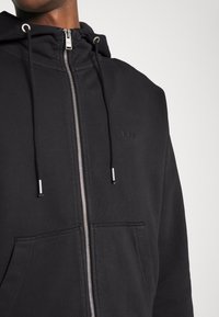 BOSS ZEFADE - Camisola com fecho - black