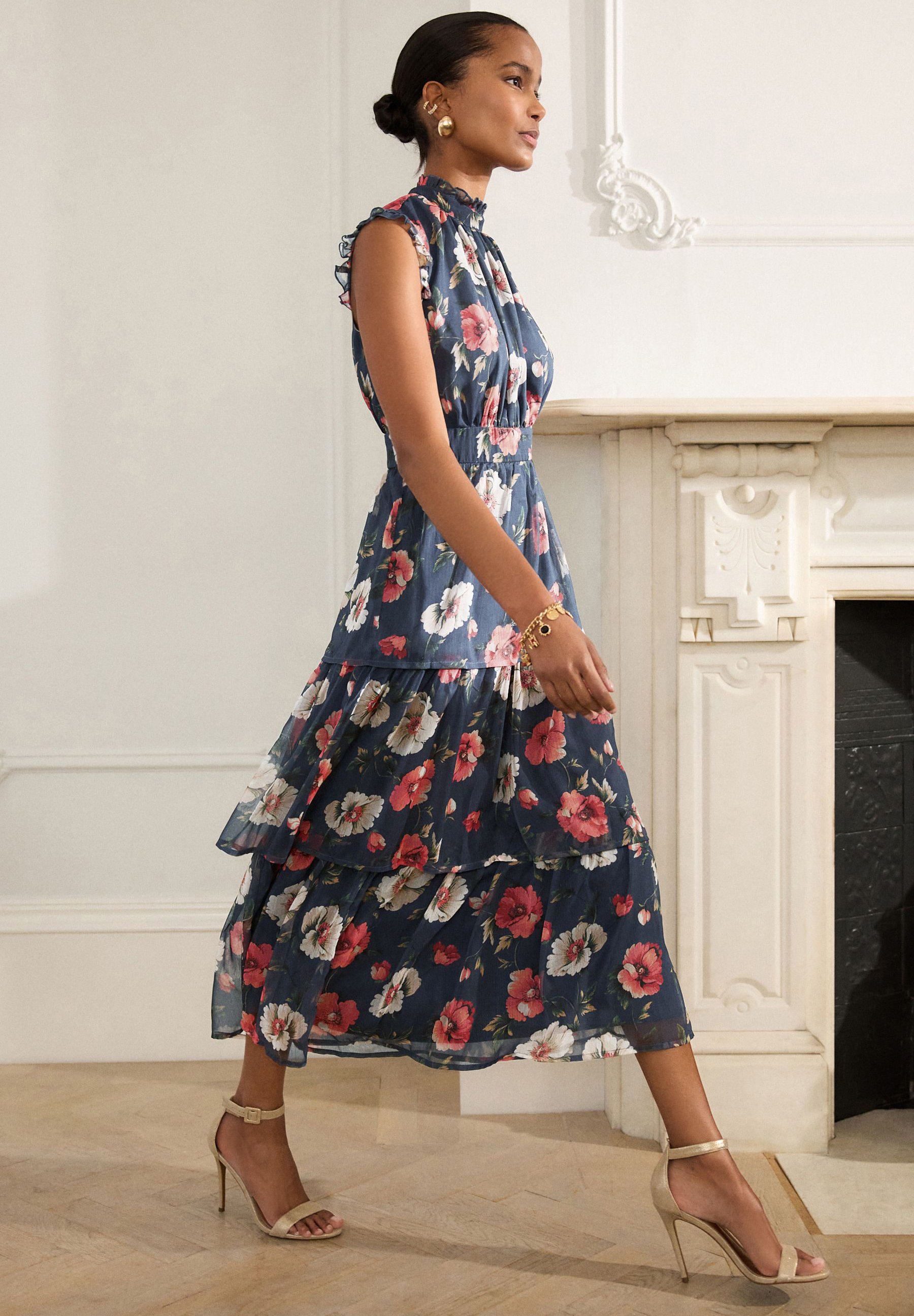 Next TALL FIT - PRINTT HIGH NECK TIERED OCCASION MAXI DRESS . - Maxi dress - navy blue floral/blue - Zalando Next TALL FIT - PRINTT HIGH NECK TIERED OCCASION MAXI DRESS . - Maxi dress - navy blue floral/blue - Zalando