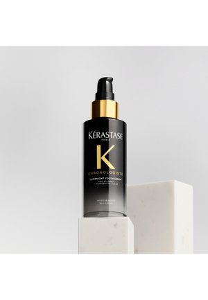 Poradie 16: KÉRASTASE - CHRONOLOGISTE OVERNIGHT YOUTH SERUM - Sérum na vlasy