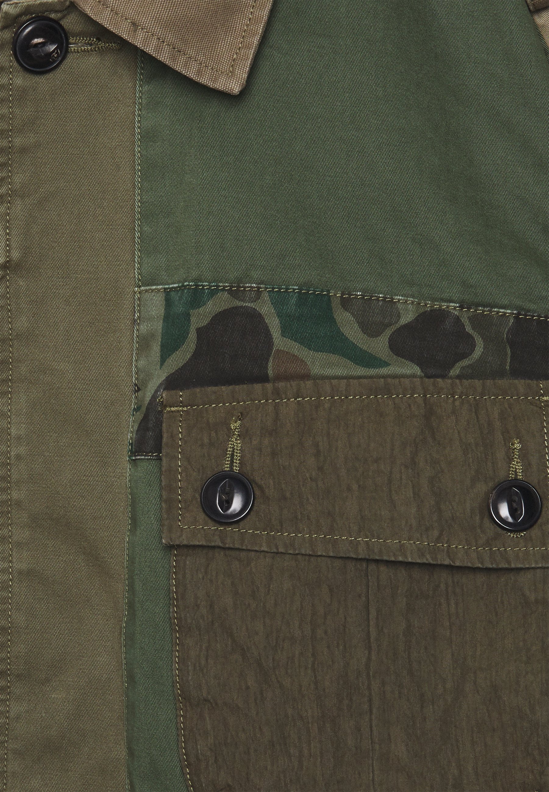 BELFIELD COMBAT PATCHWORK Tunn jacka ivy green BELFIELD COMBAT PATCHWORK Tunn jacka ivy green