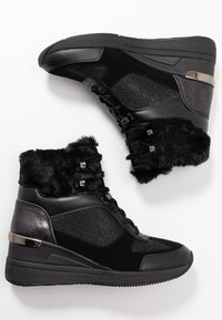 MICHAEL Michael Kors Botki