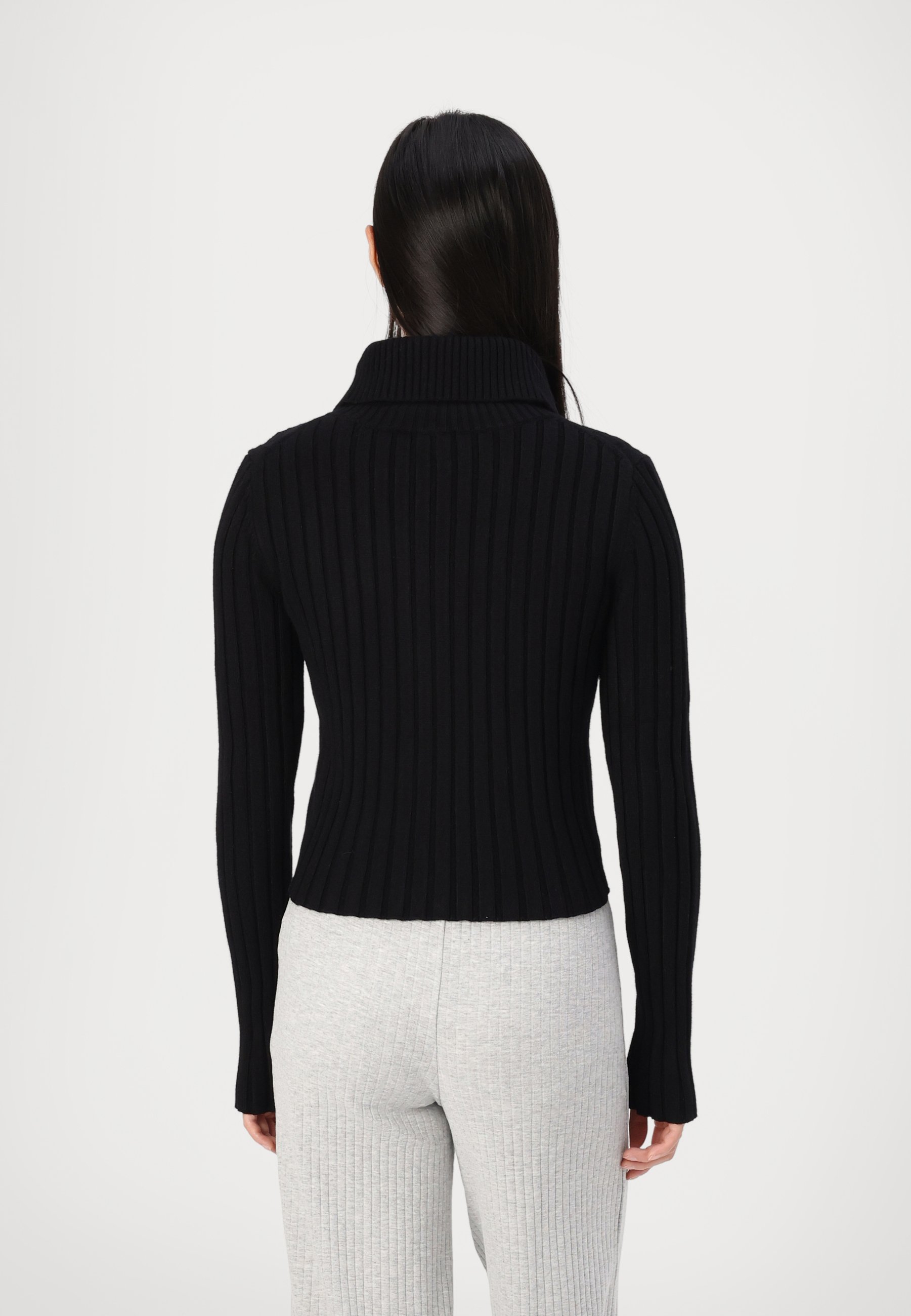 売れ筋商品|||ウィークデイ シャツ レディース トップス NADJA HALTERNECK - Top - black Weekday NADJA HALTERNECK - Top - black - Zalando.co.uk