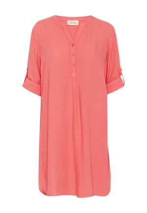 Korallefarbene, kurzärmelige Tunika aus leichtem Stoff mit Henley-Ausschnitt und Knöpfen, umgeschlagenen Ärmeln und einem lockeren Schnitt mit seitlichen Schlitzen.