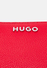 HUGO CHRIS ZIPAROUND - Portafoglio - bright red