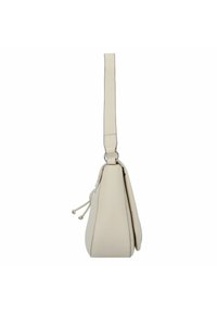 Sac à main en cuir beige, avec une forme structurée, une bandoulière réglable et un système de fermeture à cordon. Présente une surface texturée et un design minimaliste.