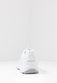 Reebok WORK N CUSHION  - Zapatillas para caminar - white/cold grey