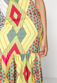 MASA MARA DRESS - Robe longue - yellow diamond