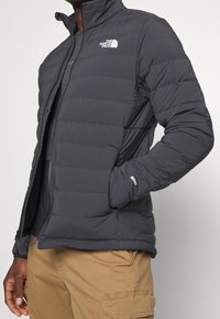 The North Face Bunda z prachového peří - black
