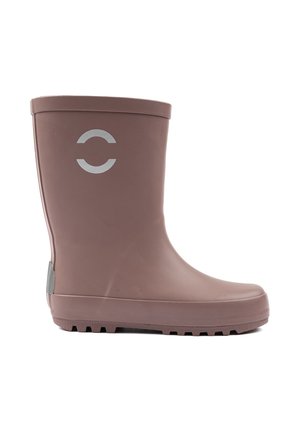 Barna vízálló gumicsizma sima textúrával, lekerekített formával és szürke logóval az oldalán. Vastag tapadóréteg a jobb fogás érdekében.