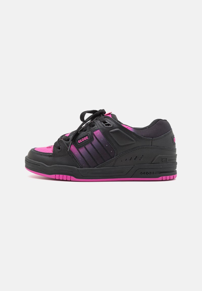 Globe FUSION - Skate shoes - black/pink