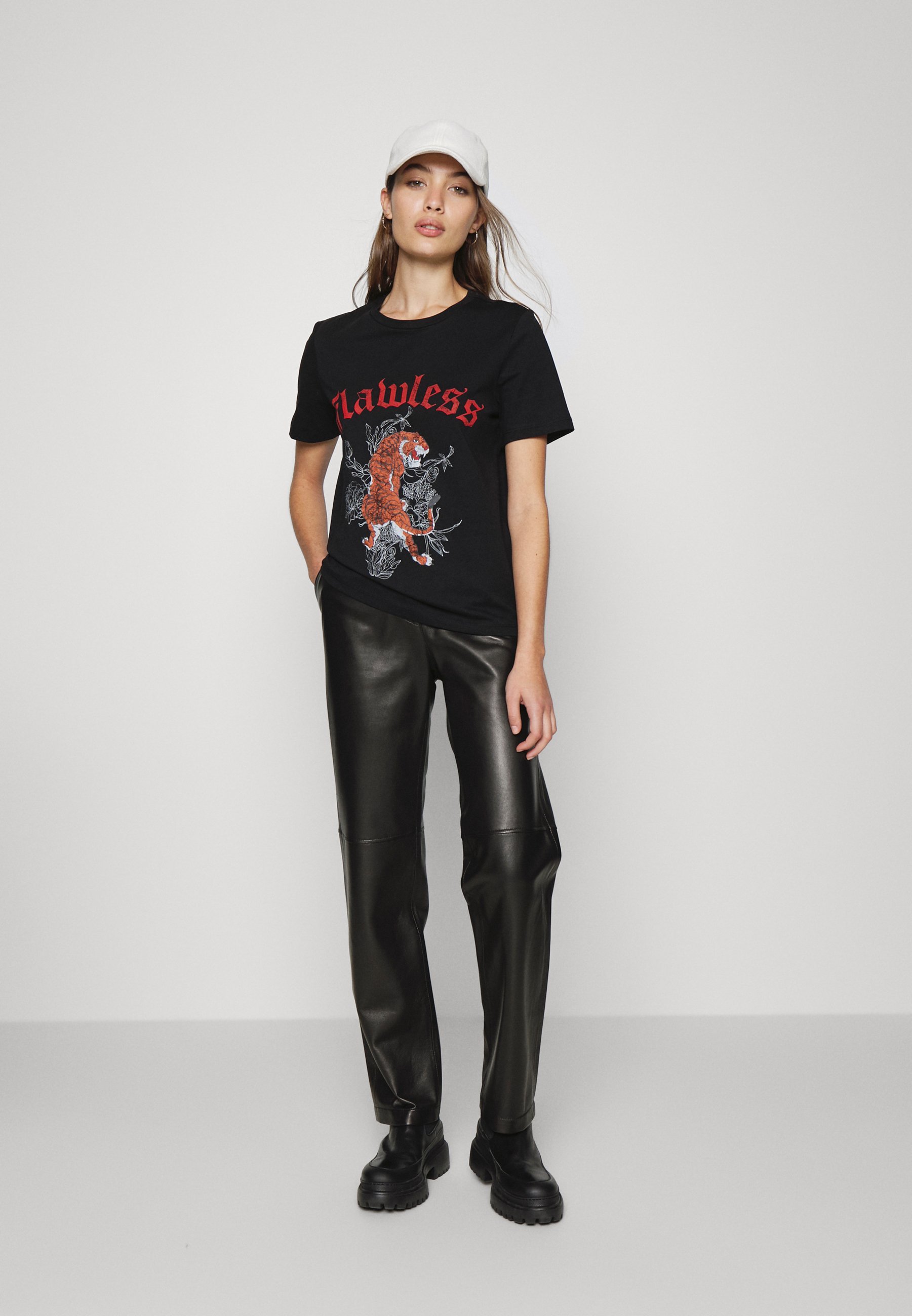 Pieces PCHOPPA TEE - Print T-shirt 