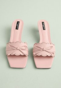 Sandalias planas - light pink