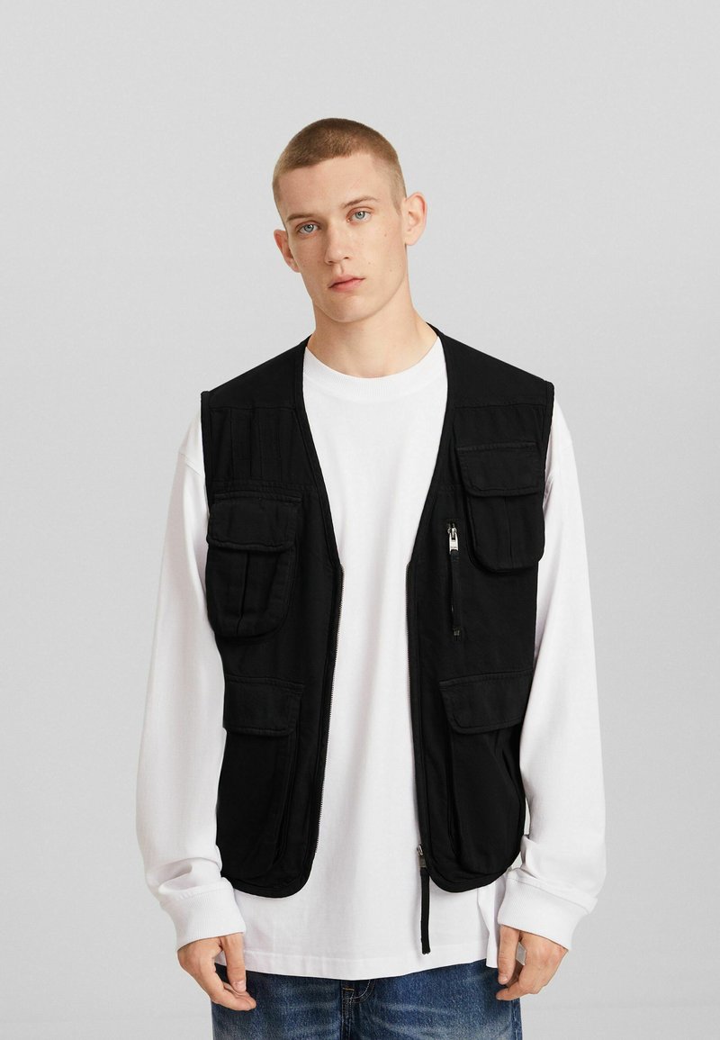 Bershka UTILITY Waistcoat black Zalando.de